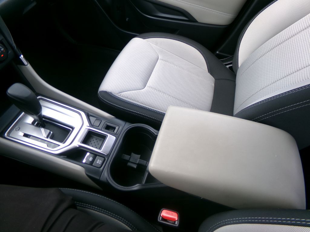 2023 Subaru Forester Image 27
