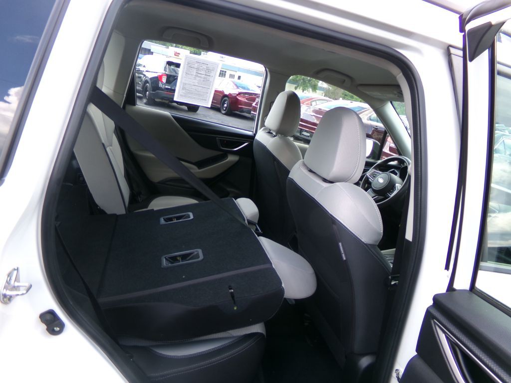 2023 Subaru Forester Image 43
