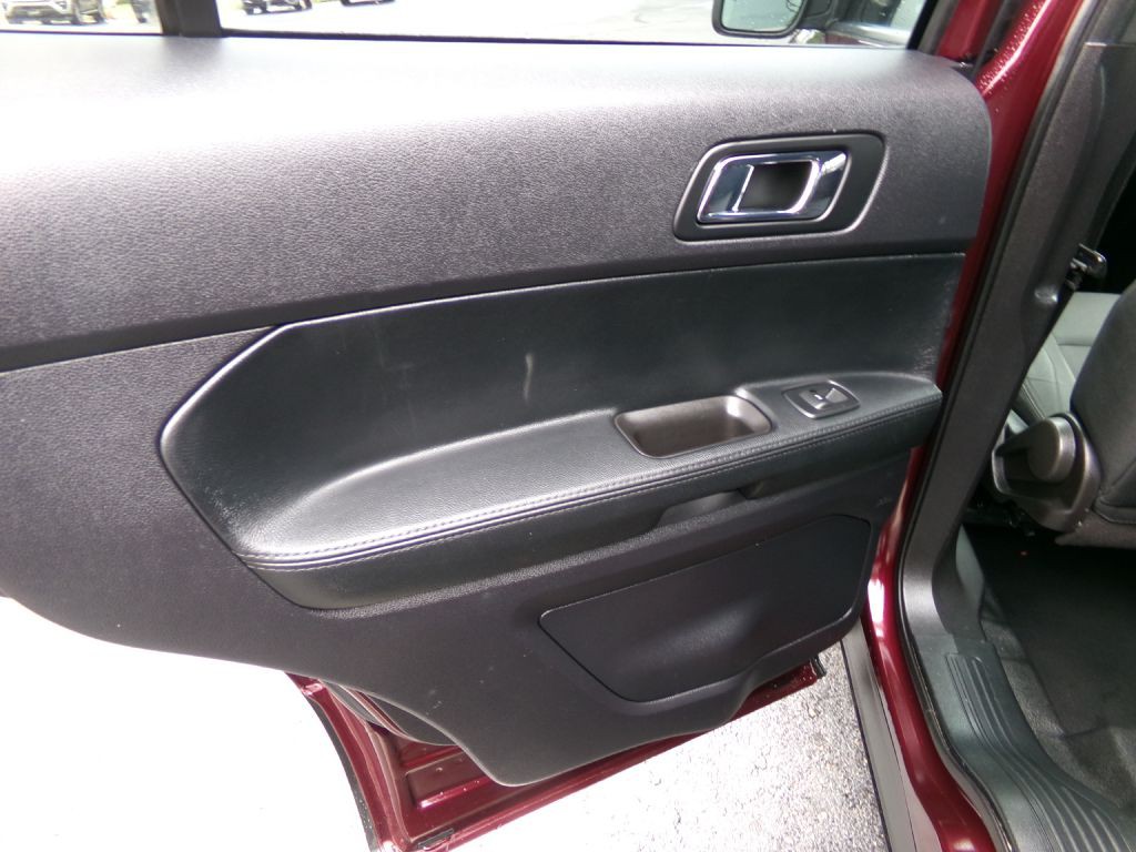 2018 Ford Explorer Image 29