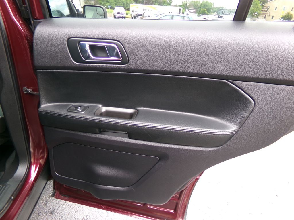 2018 Ford Explorer Image 36
