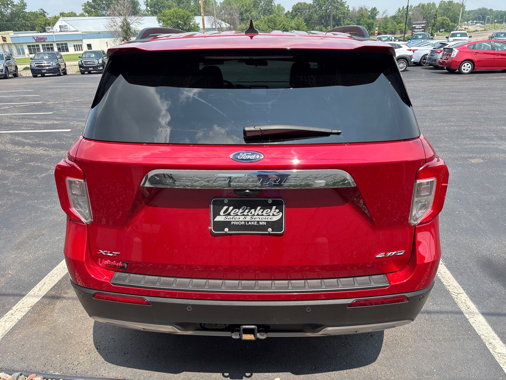 2021 Ford Explorer Image 4