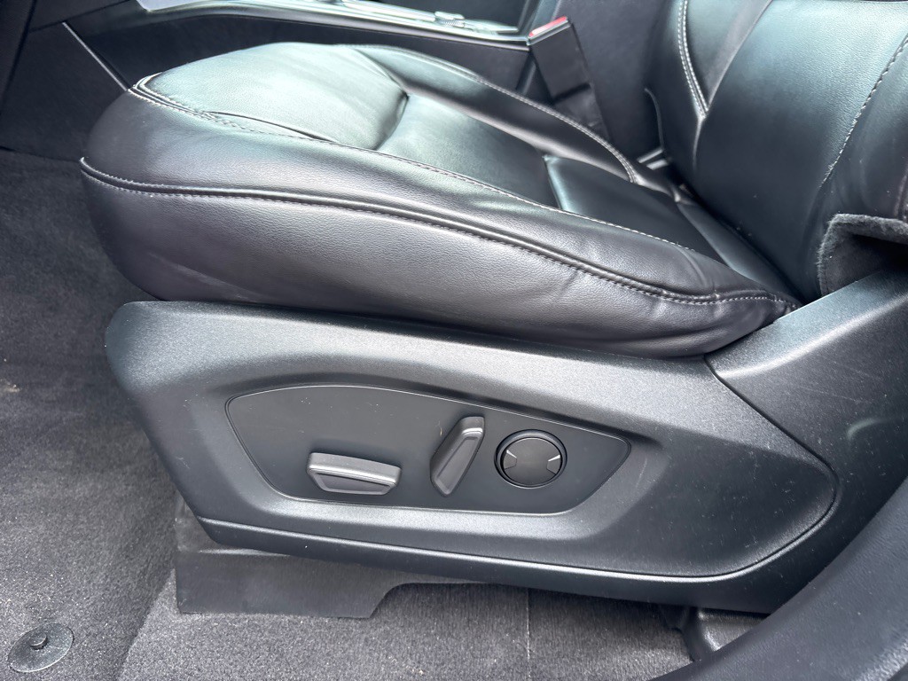2021 Ford Explorer Image 10
