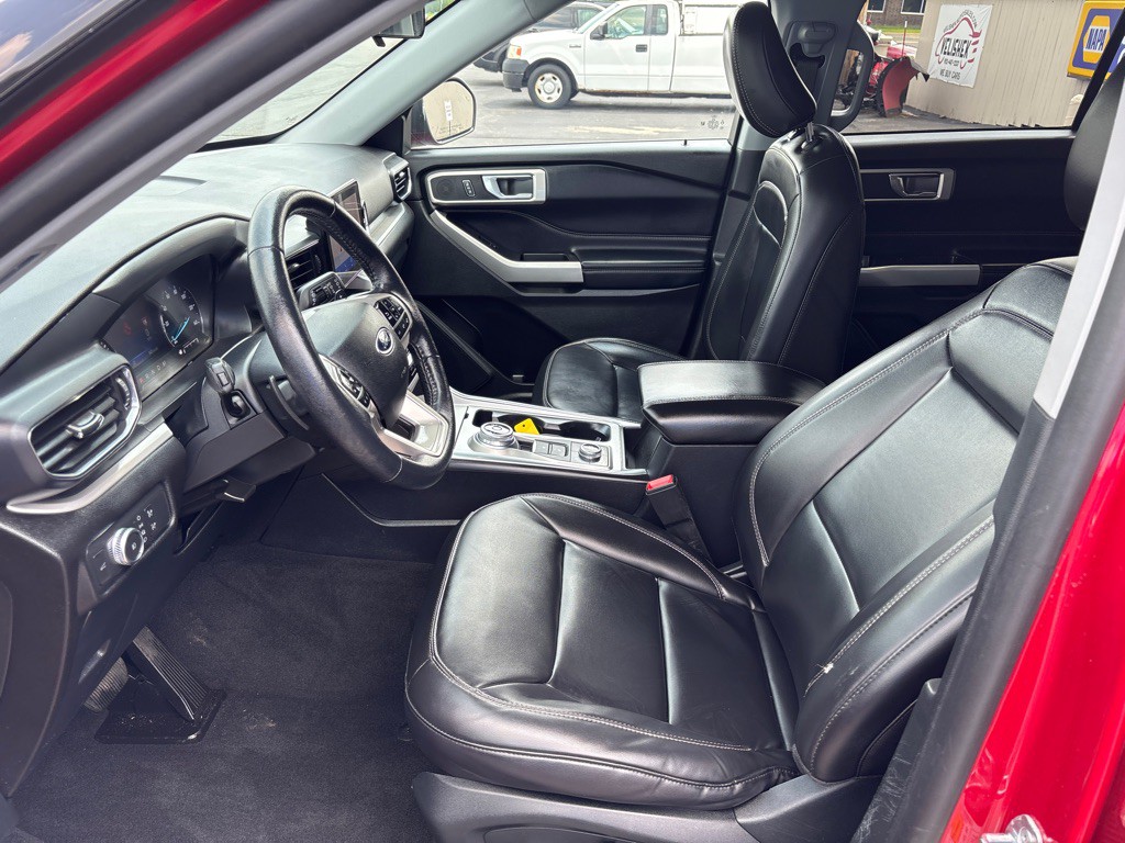 2021 Ford Explorer Image 11