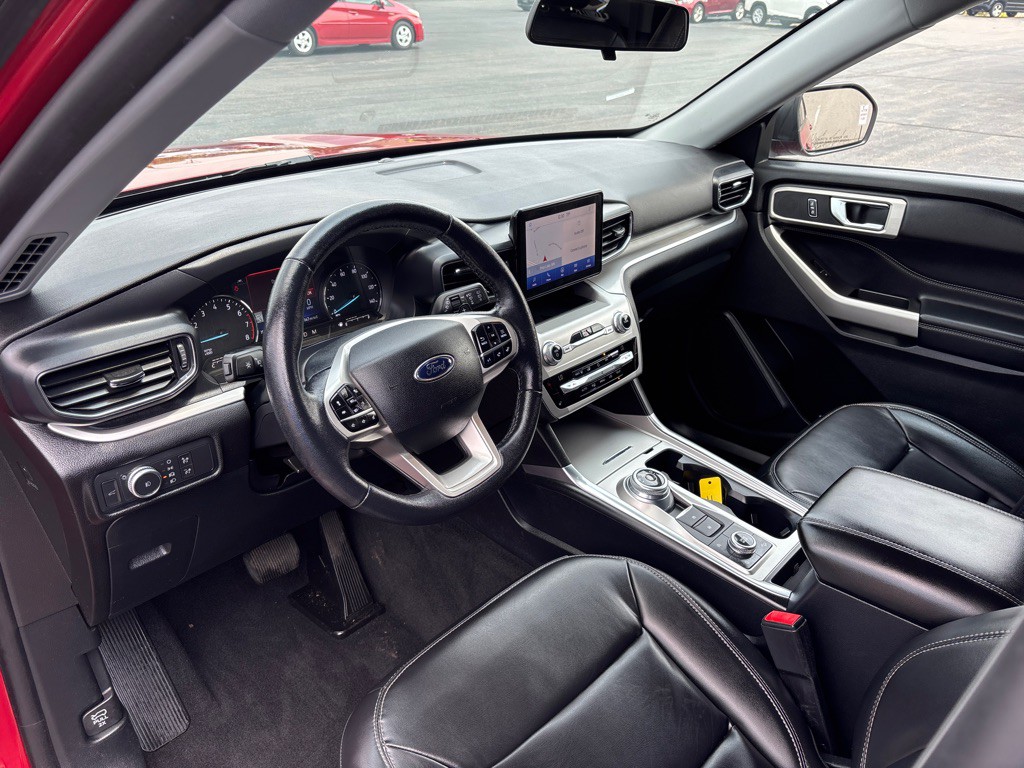 2021 Ford Explorer Image 12