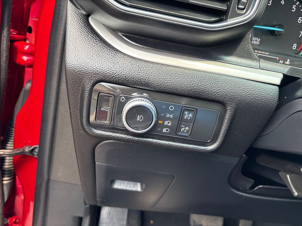 2021 Ford Explorer Image 13