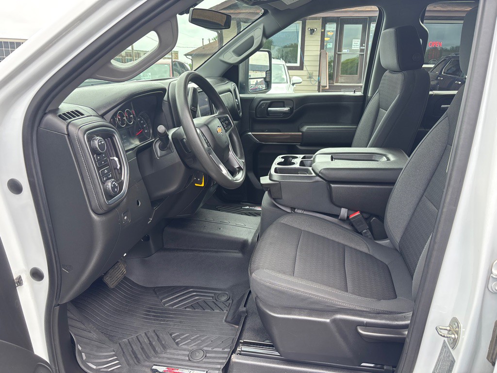 2020 Chevrolet Silverado 1500 Image 11