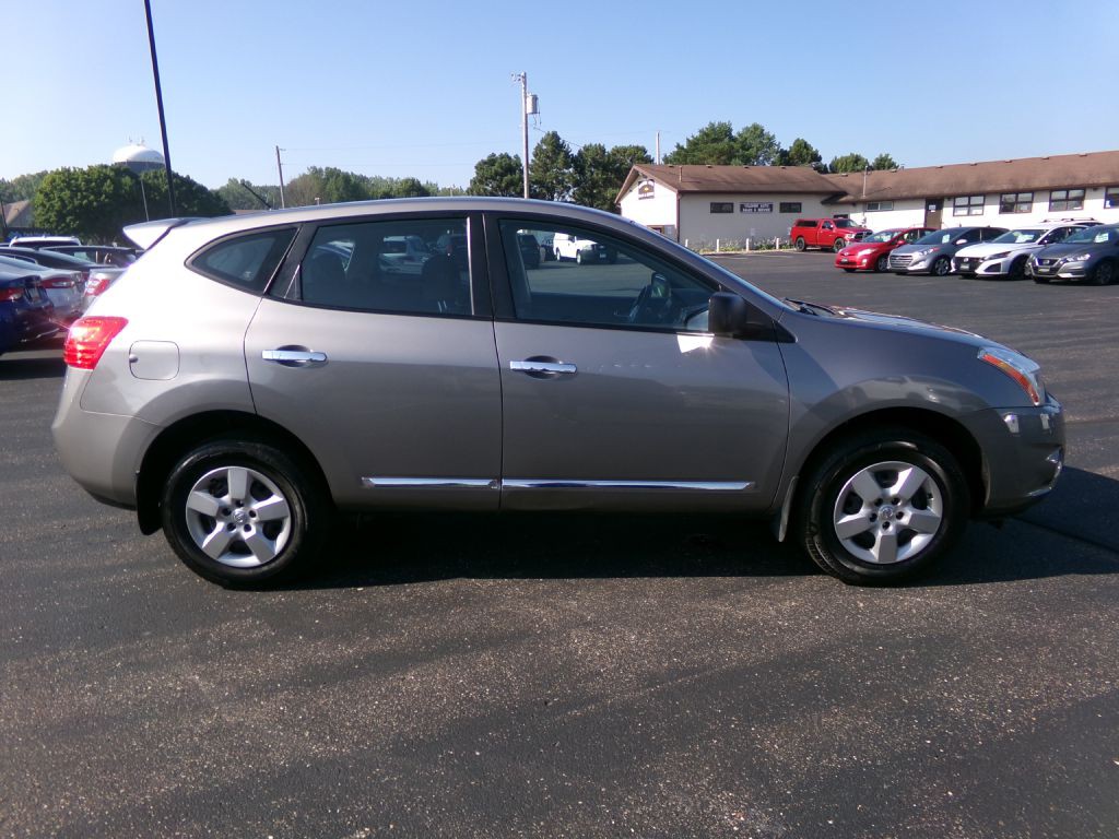 2013 Nissan Rogue Image 2