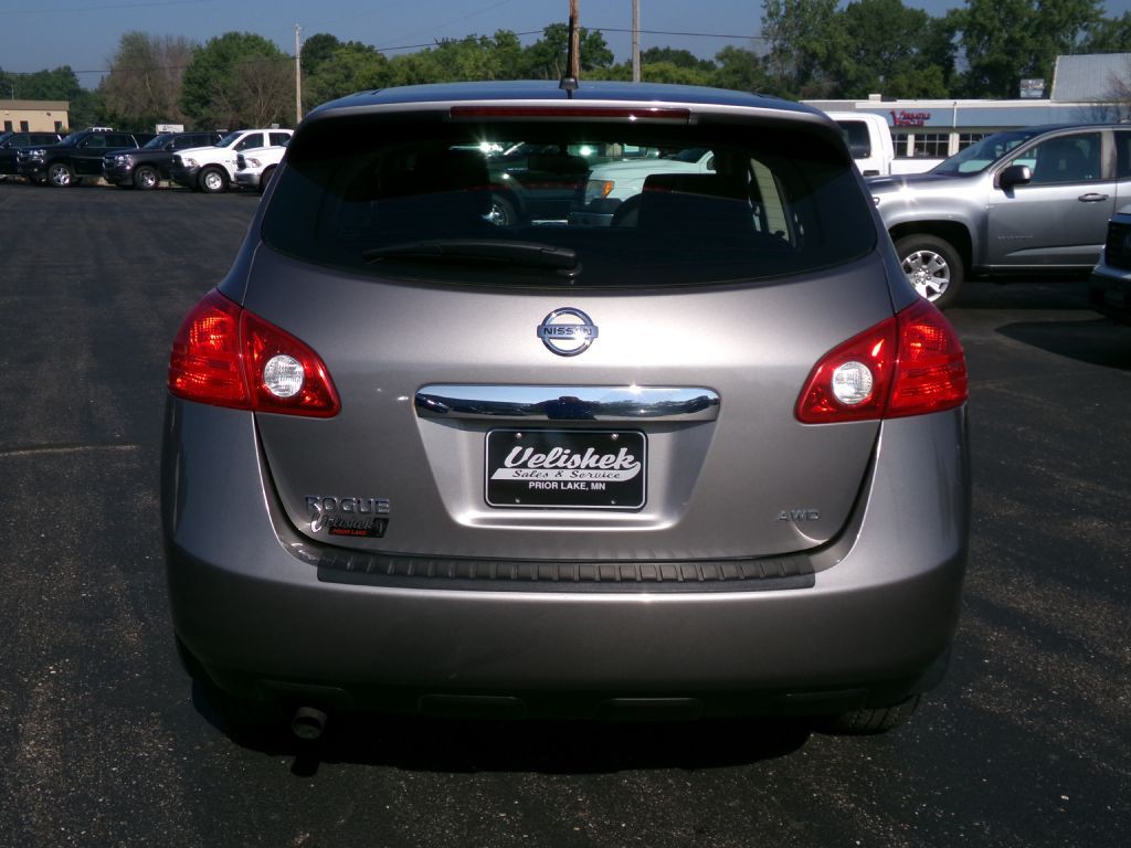 2013 Nissan Rogue Image 4