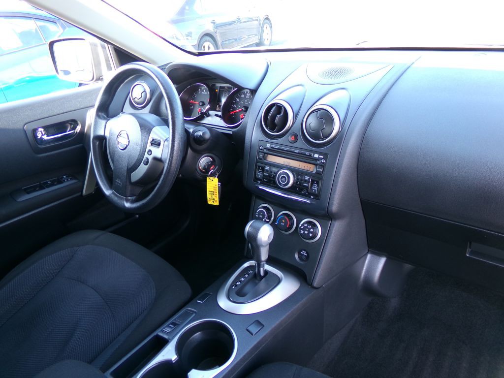 2013 Nissan Rogue Image 25