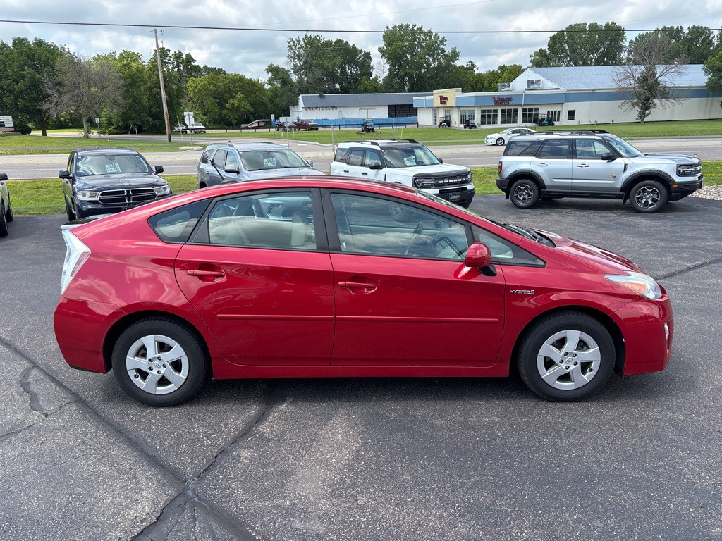 2010 Toyota Prius Image 2