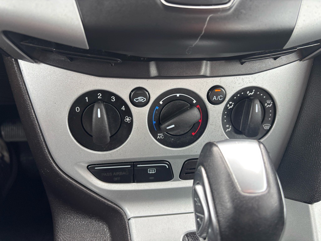 2014 Ford Focus Image 20