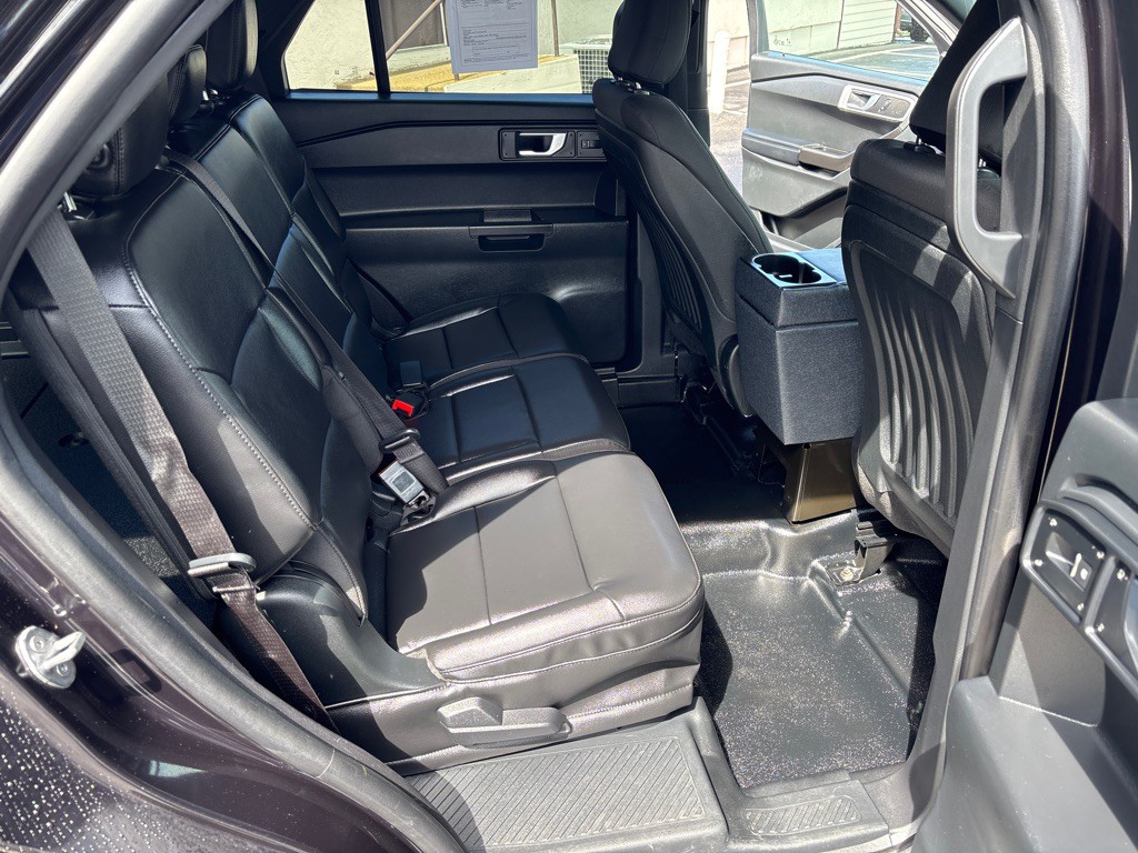 2020 Ford Explorer Image 28