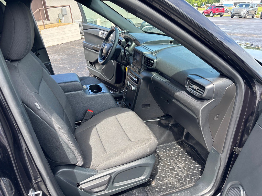 2020 Ford Explorer Image 30