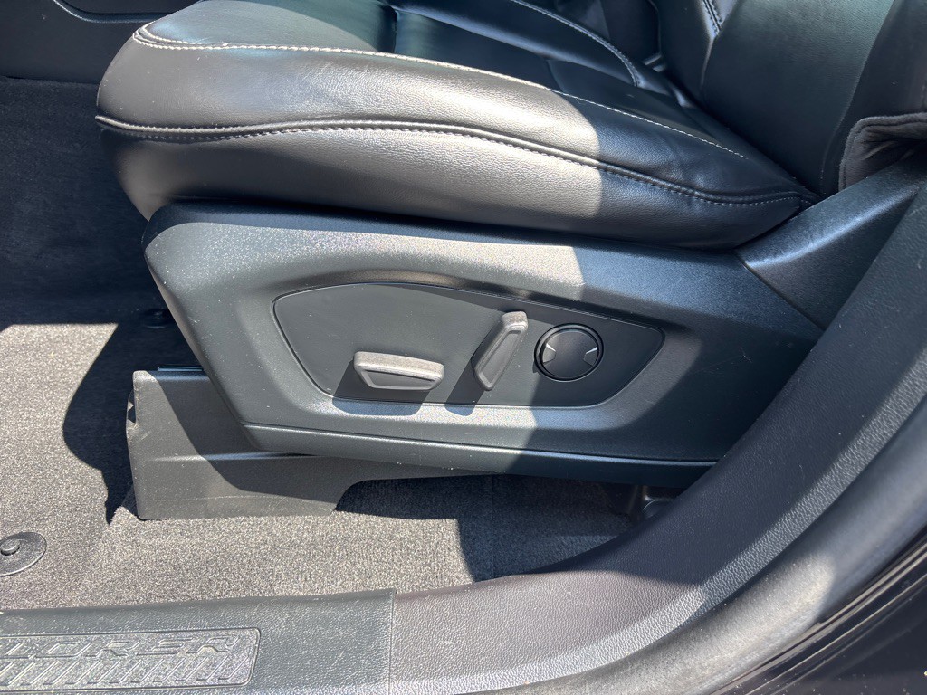 2021 Ford Explorer Image 10