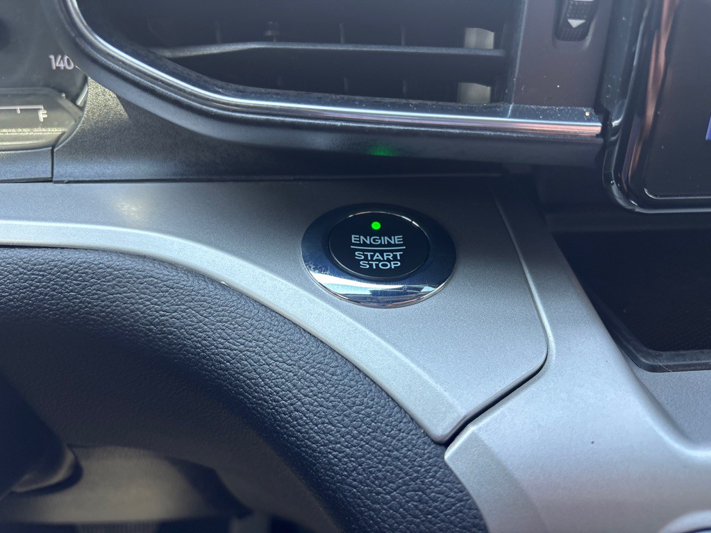 2021 Ford Explorer Image 18