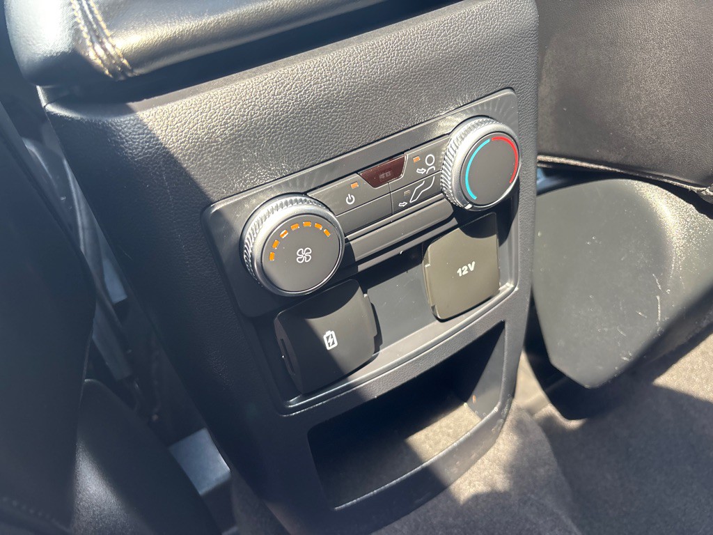 2021 Ford Explorer Image 37