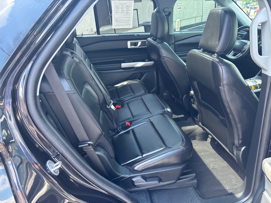 2021 Ford Explorer Image 43