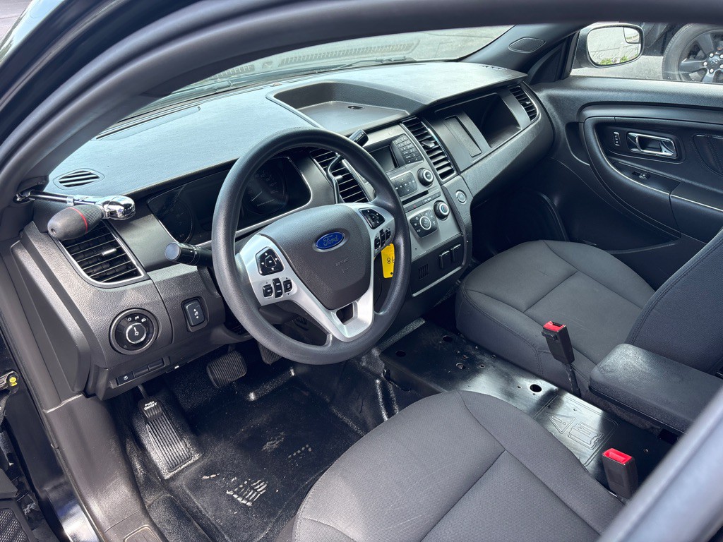 2018 Ford Taurus Image 12