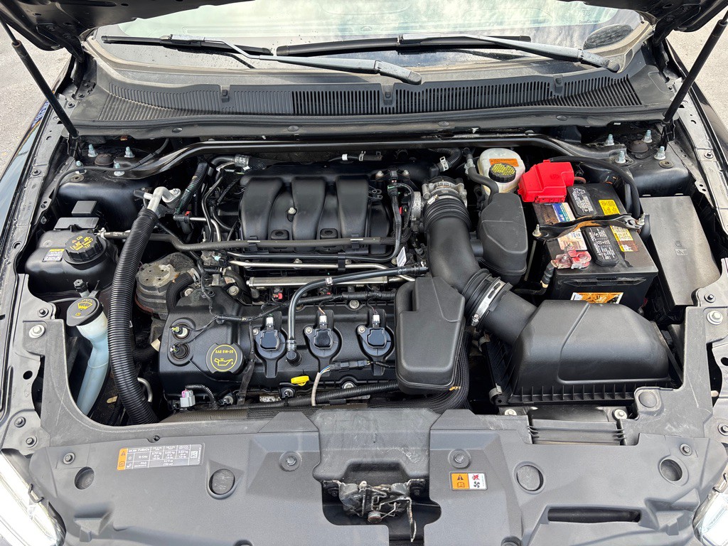 2018 Ford Taurus Image 28