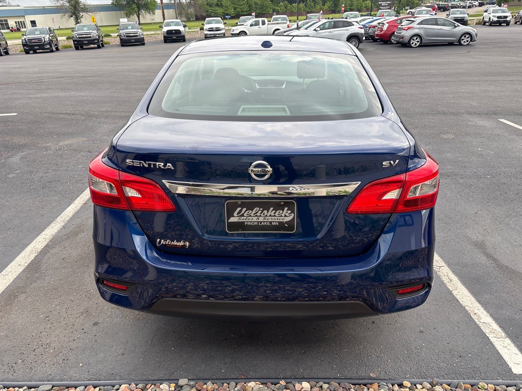 2019 Nissan Sentra Image 4