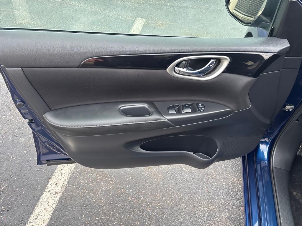 2019 Nissan Sentra Image 9