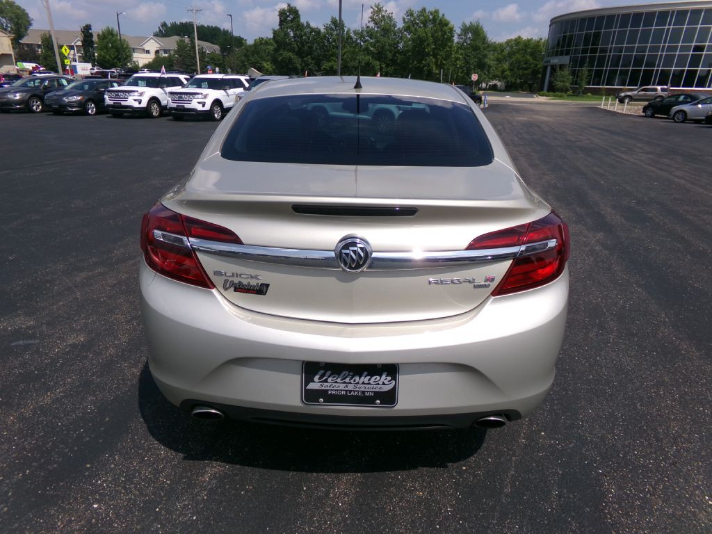 2015 Buick Regal Image 5