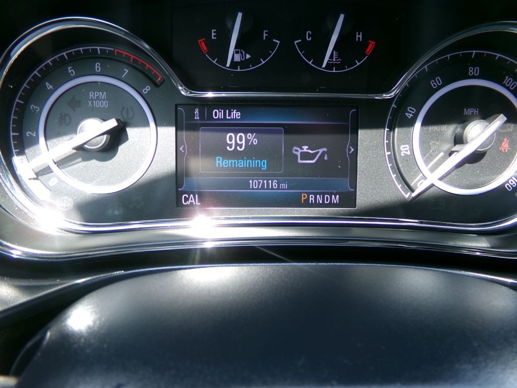 2015 Buick Regal Image 16