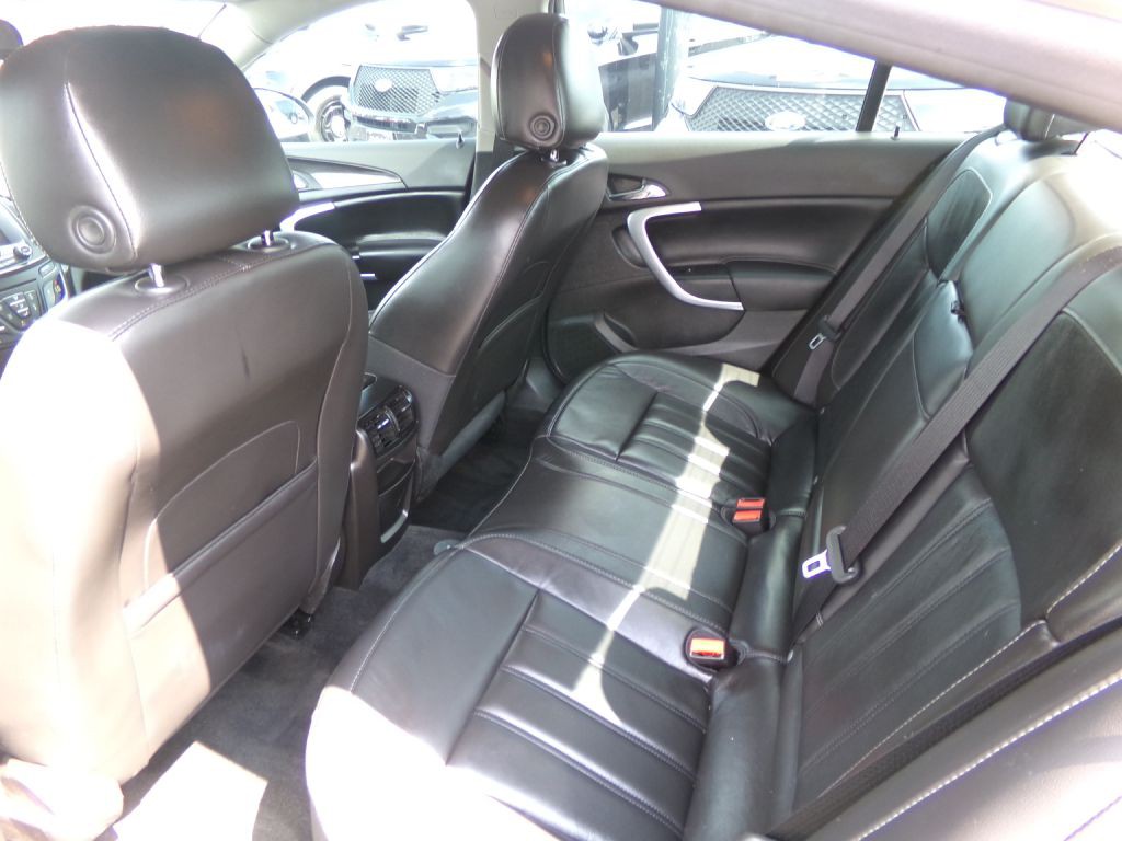 2015 Buick Regal Image 31