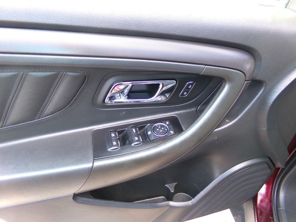 2019 Ford Taurus Image 9