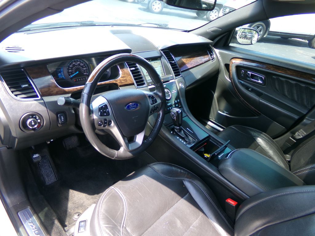 2018 Ford Taurus Image 14