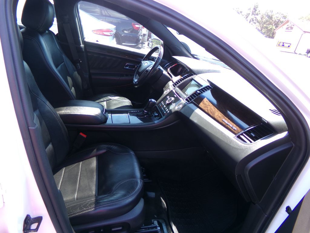 2018 Ford Taurus Image 51
