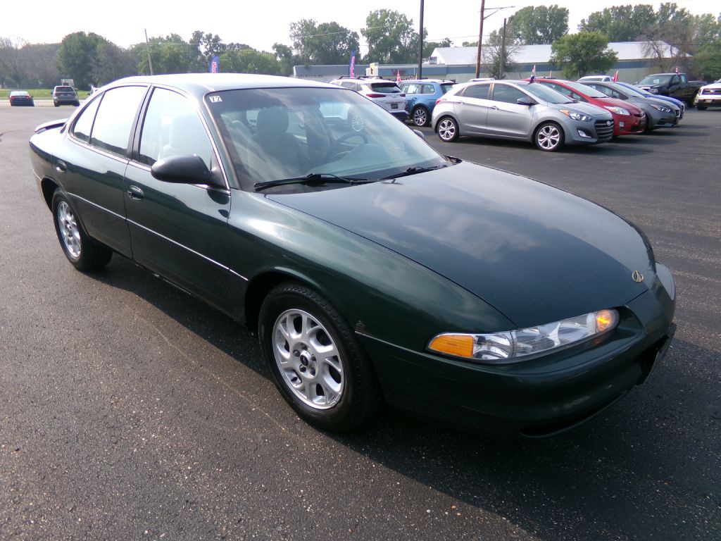 2001 Oldsmobile Intrigue Image 1