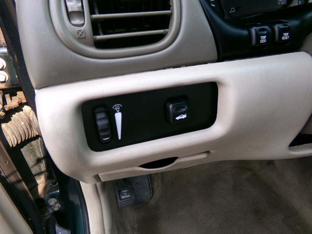 2001 Oldsmobile Intrigue Image 14