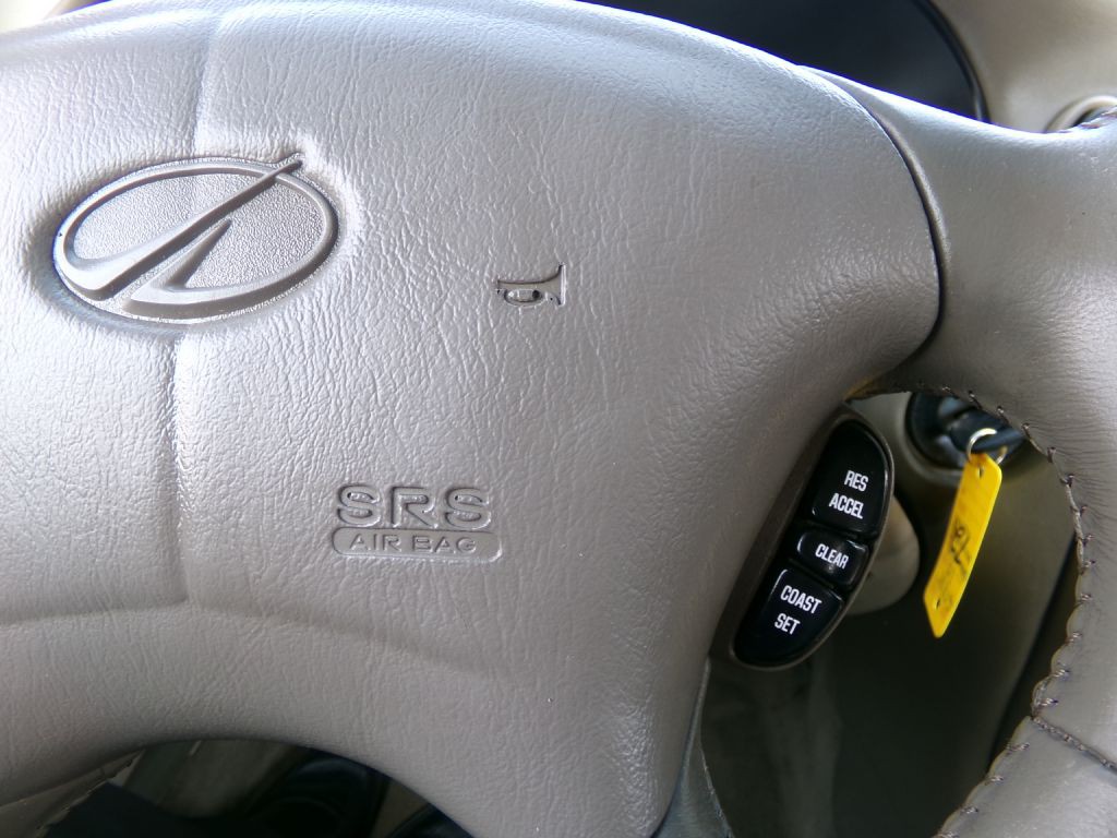 2001 Oldsmobile Intrigue Image 15