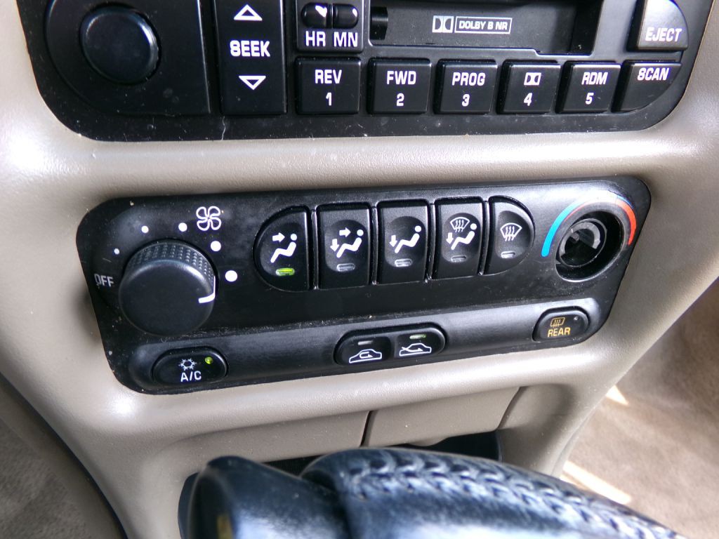 2001 Oldsmobile Intrigue Image 18
