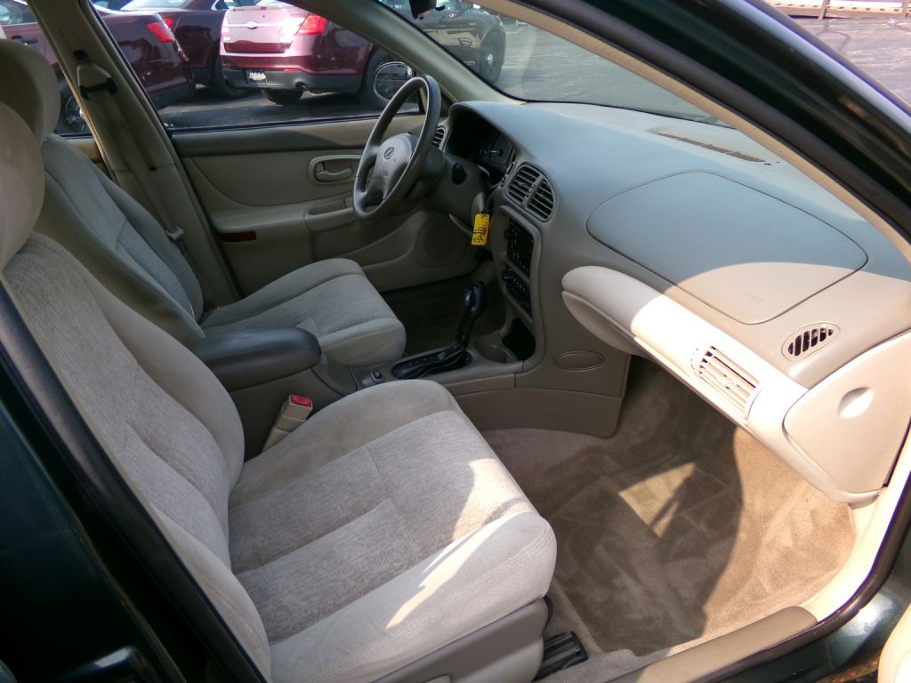 2001 Oldsmobile Intrigue Image 24