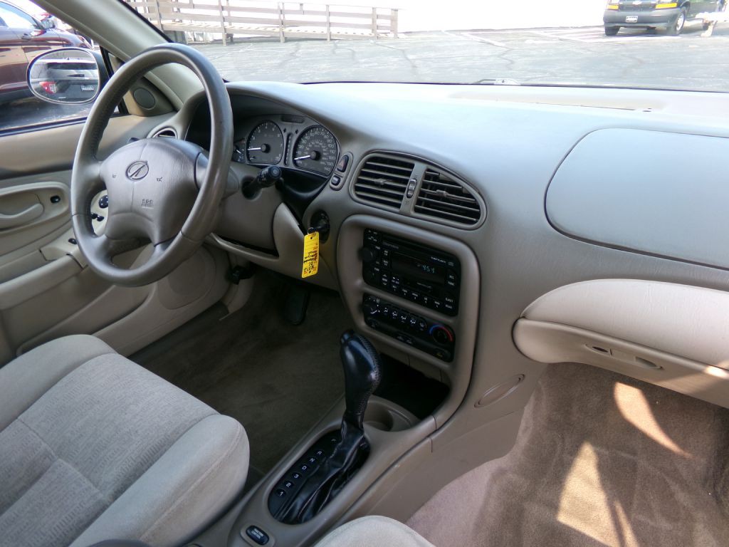 2001 Oldsmobile Intrigue Image 25