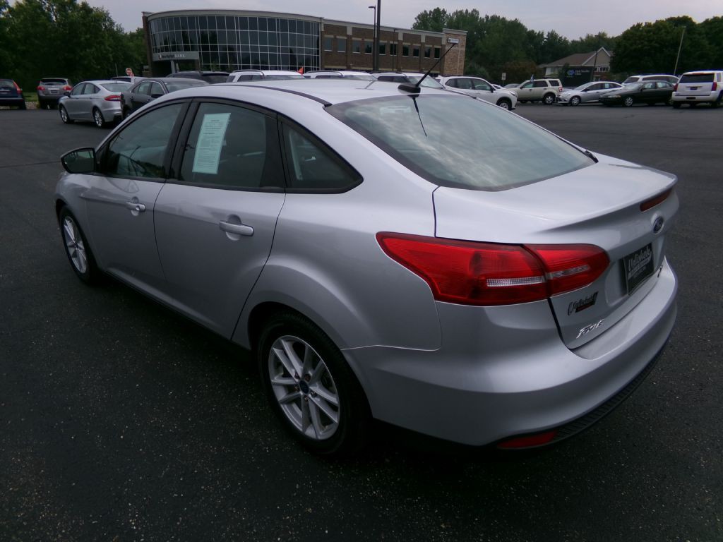 2018 Ford Focus Image 5