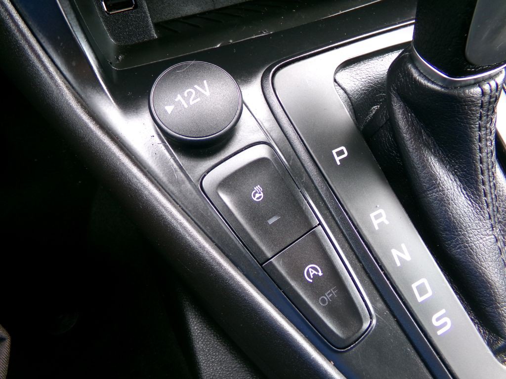 2018 Ford Focus Image 18