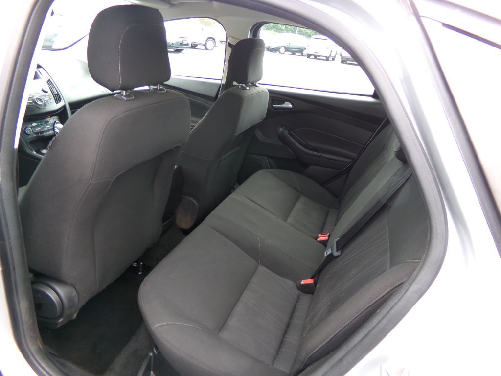 2018 Ford Focus Image 21