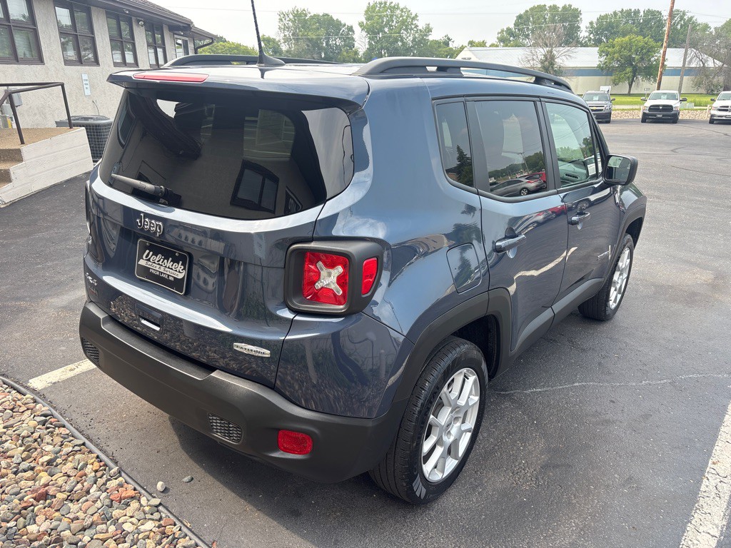 2022 Jeep Renegade Image 3