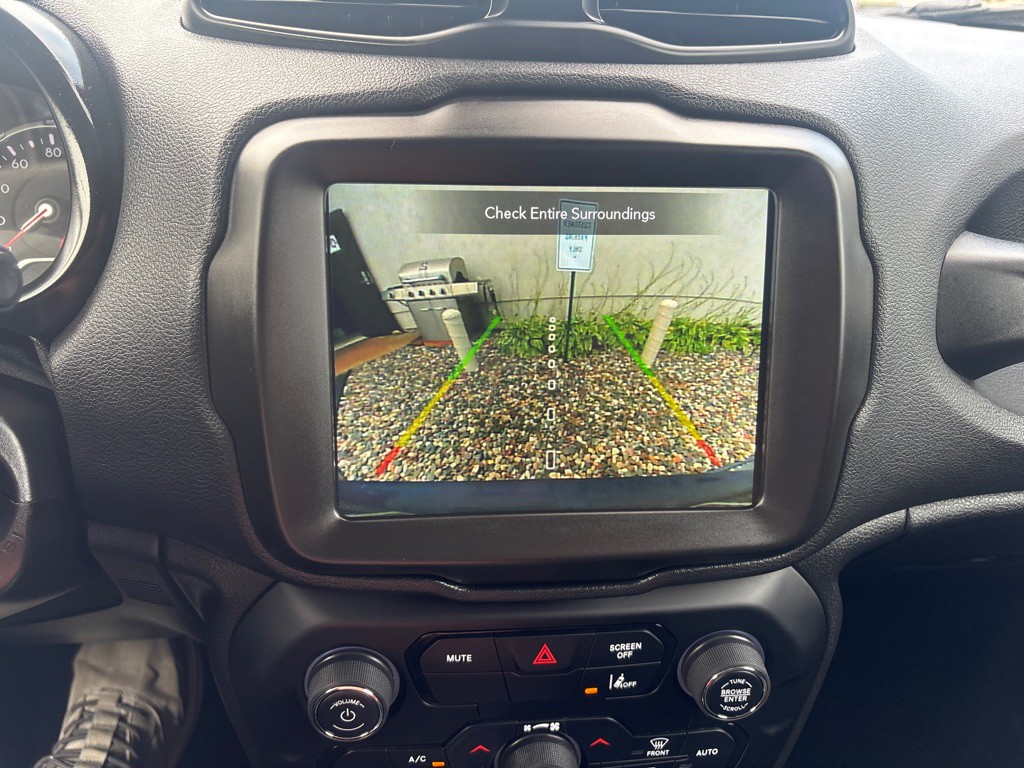 2022 Jeep Renegade Image 19
