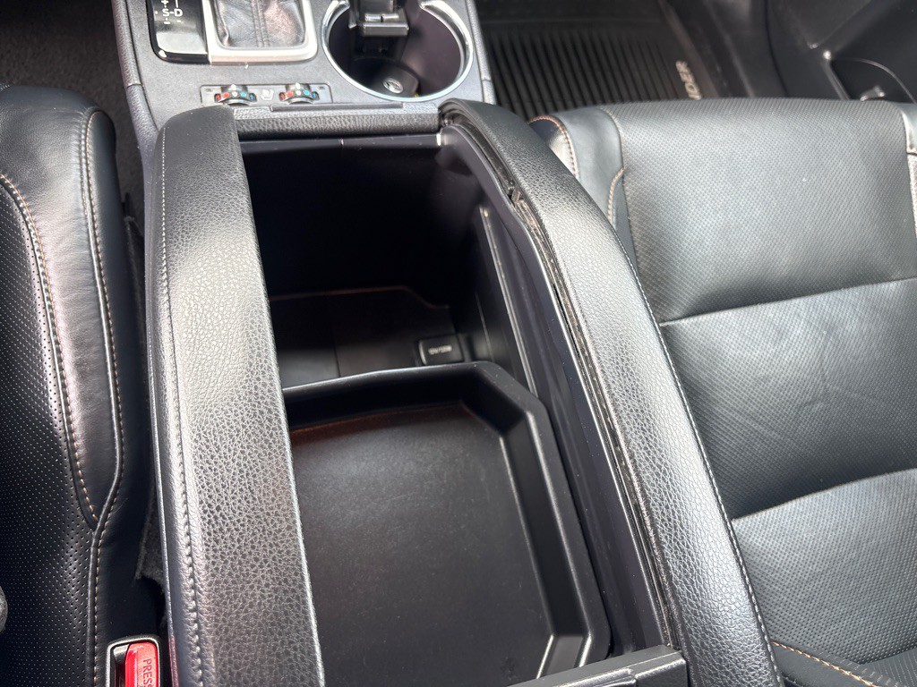 2015 Toyota Highlander Image 25