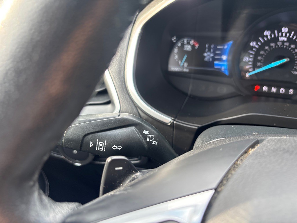 2016 Ford Edge Image 18