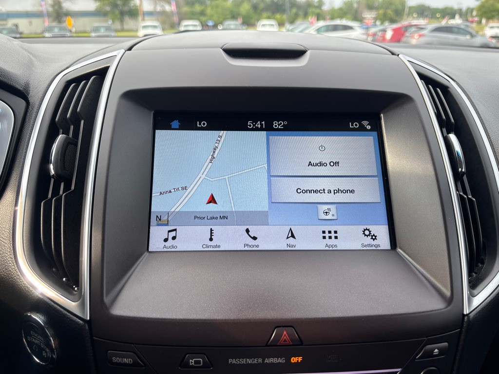 2016 Ford Edge Image 21
