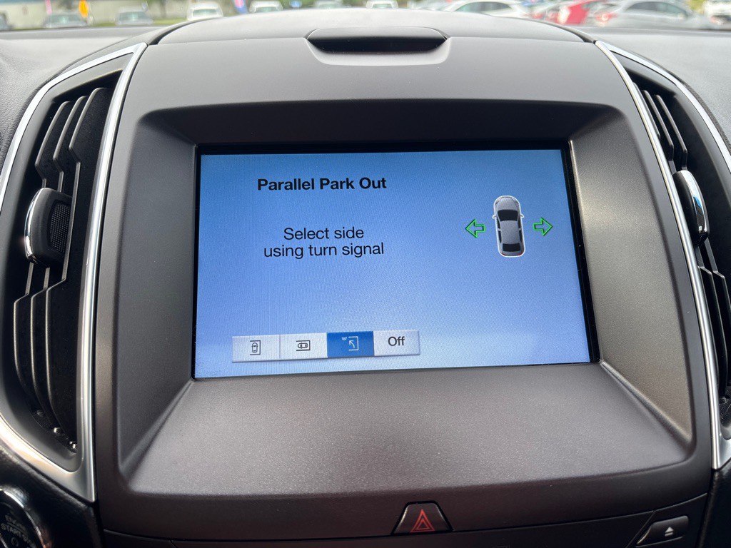 2016 Ford Edge Image 31