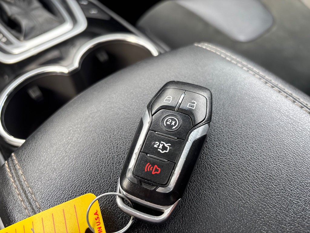 2016 Ford Edge Image 33