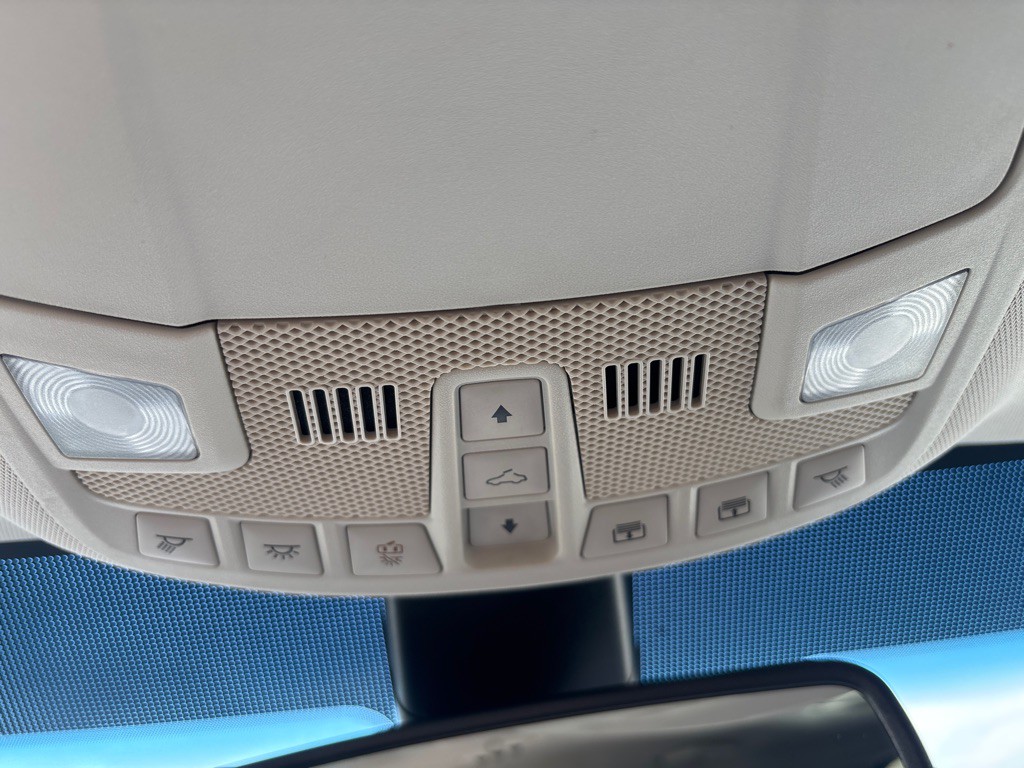 2016 Ford Edge Image 36