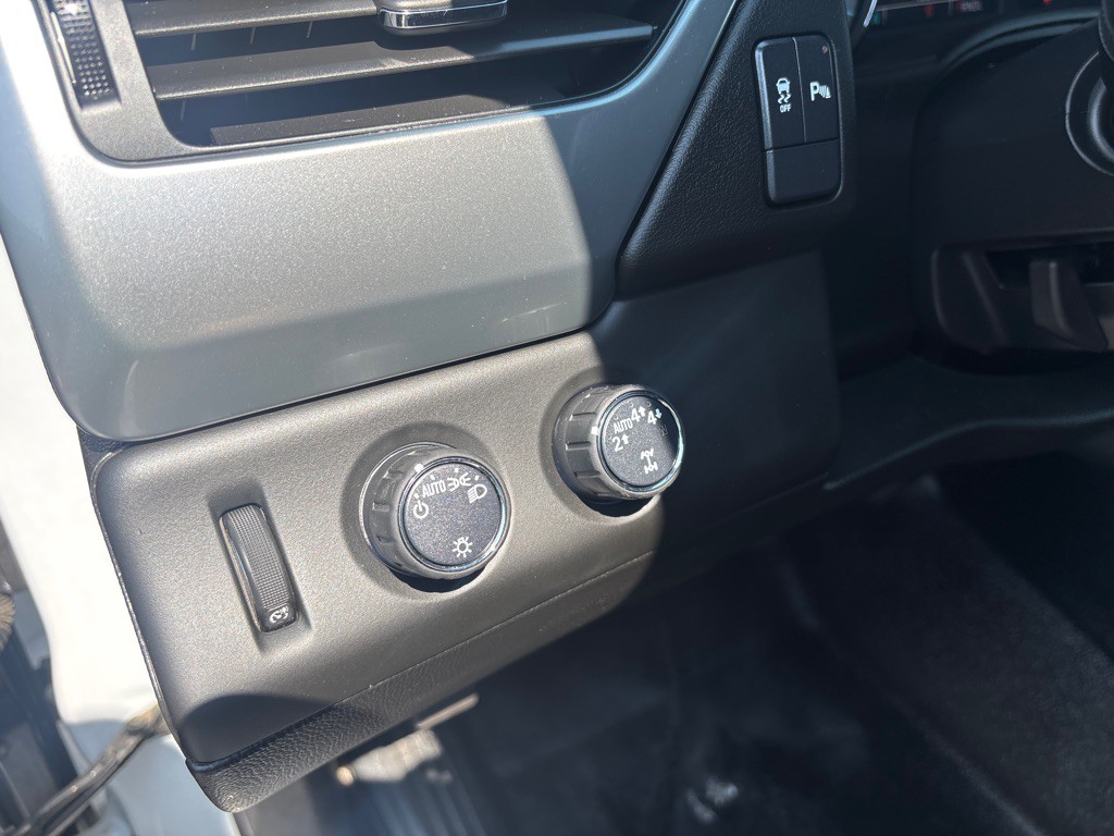 2019 Chevrolet Tahoe Image 14