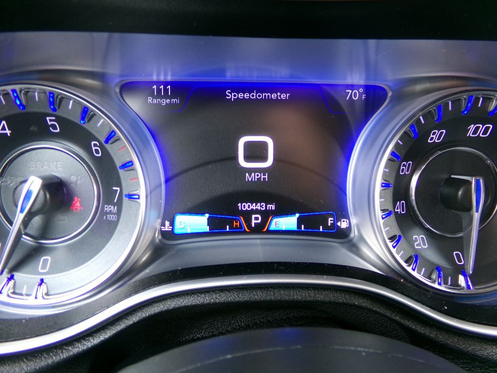 2018 Chrysler 300 Image 17